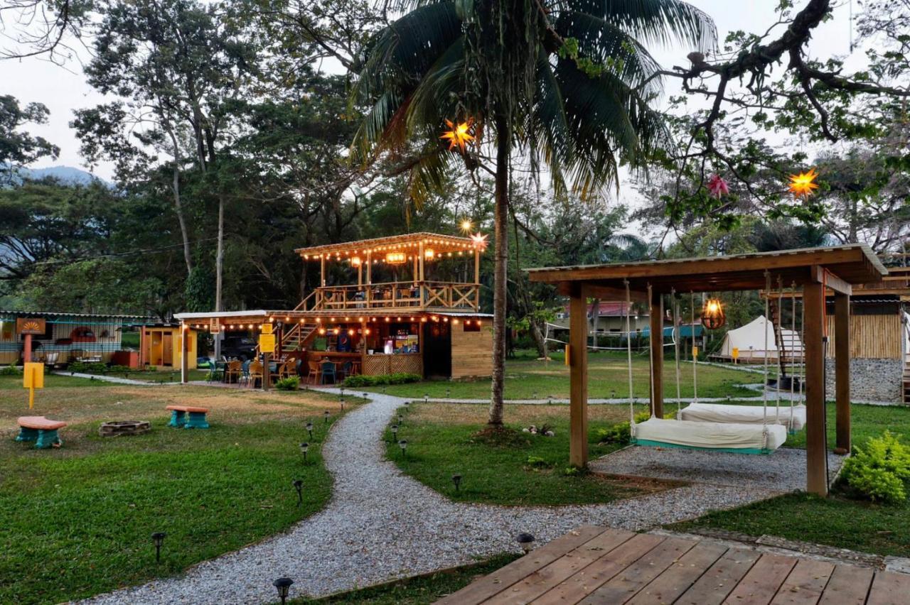 Sunset Hut Hostel Omoa Extérieur photo